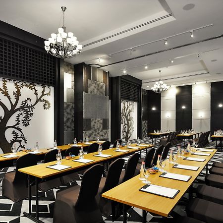 Moevenpick Hotel Sukhumvit 15 Бангкок Экстерьер фото Meeting room