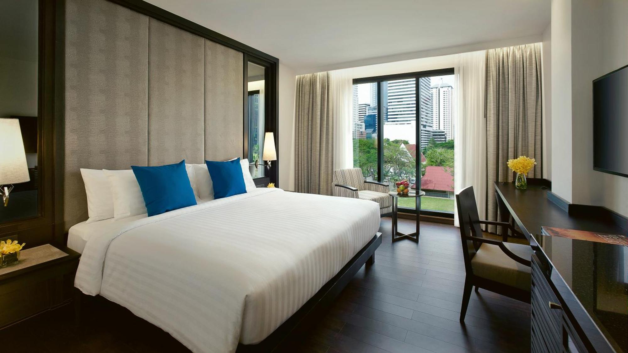 Moevenpick Hotel Sukhumvit 15 Бангкок Экстерьер фото